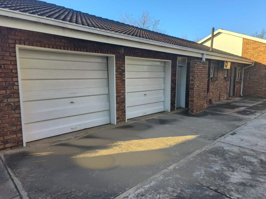 3 Bedroom Property for Sale in Miederpark North West